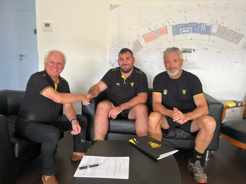 Mathys BATS signe un contrat Espoir !